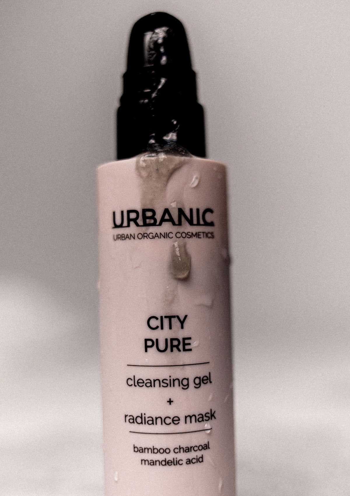 City Pure detergente viso illuminante con acido mandelico urbanic cosmetics